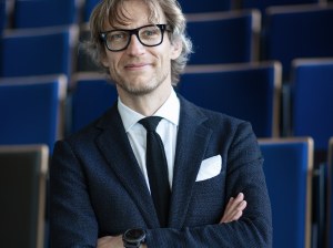 Albert J. Menkveld ranked first in the 2020 Dutch Economists Top 40