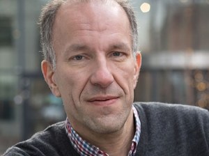 Paper by Frank Kleibergen in the Journal of Finance