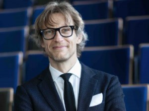 Paper by Albert J. Menkveld accepted for publication in the Journal of Political Economy