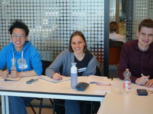 Tinbergen Institute students win the National Economics Olympiad 2022