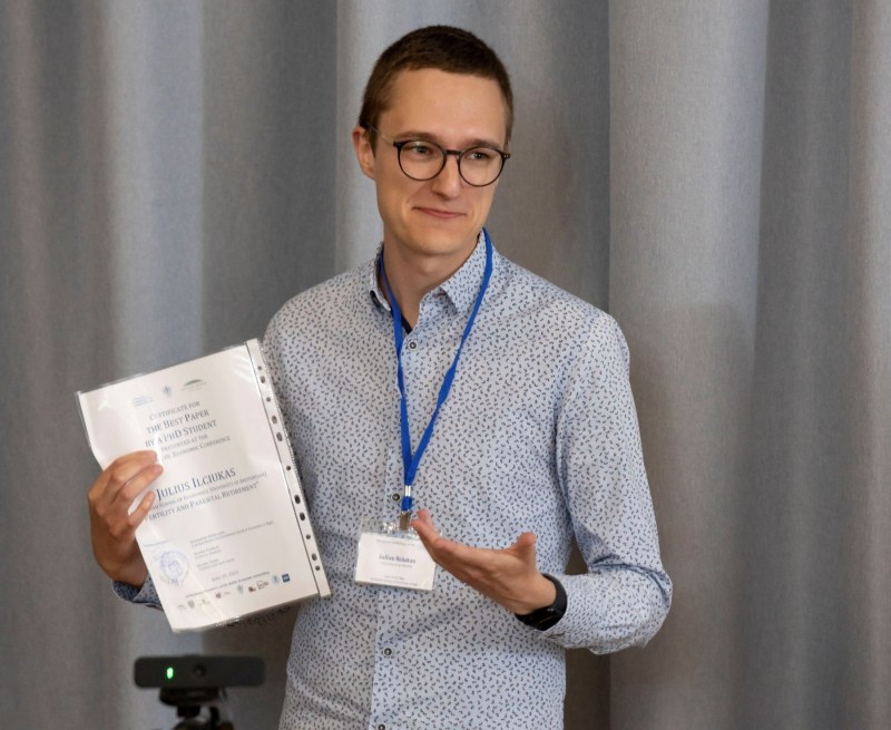 Julius Ilciukas wins best PhD paper award at the 5th Baltic Economic Conference